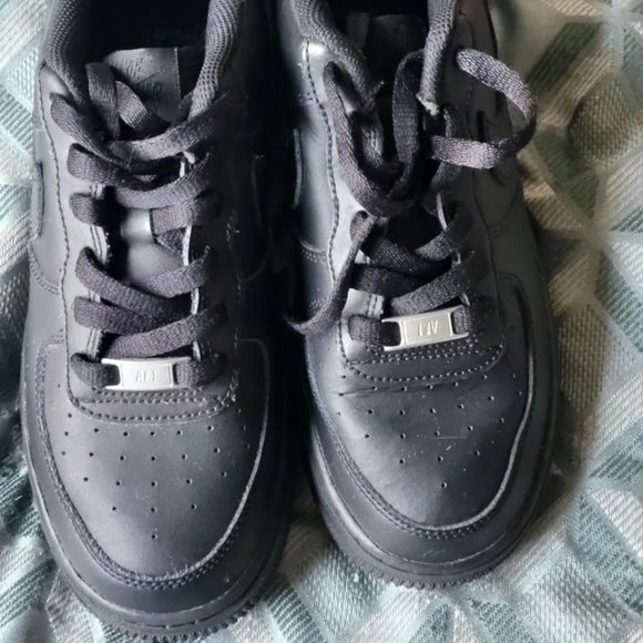 Nike Air Force 1 Low LE GS Size 6.5 Youth  - Black - DH2920-001 - Picture 5 of 5